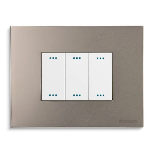 Master PIXIA Placca 3 posti - Silky Nickel Master PIXIA Placca 3 posti